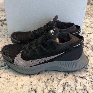 Nike Pegasus Trail 2 size 8 US